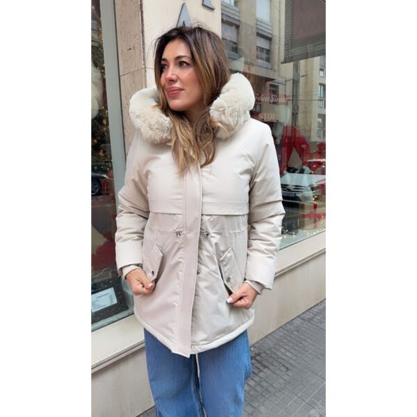 Abrigo tiffosi beige, resistente al agua, capucha con pelo sintético mod.siren_1