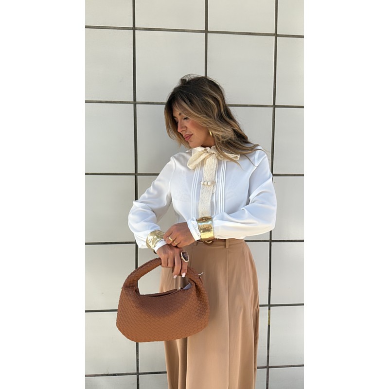 brazalete-maxi-dorado-irregular-cierre-en-pinza-