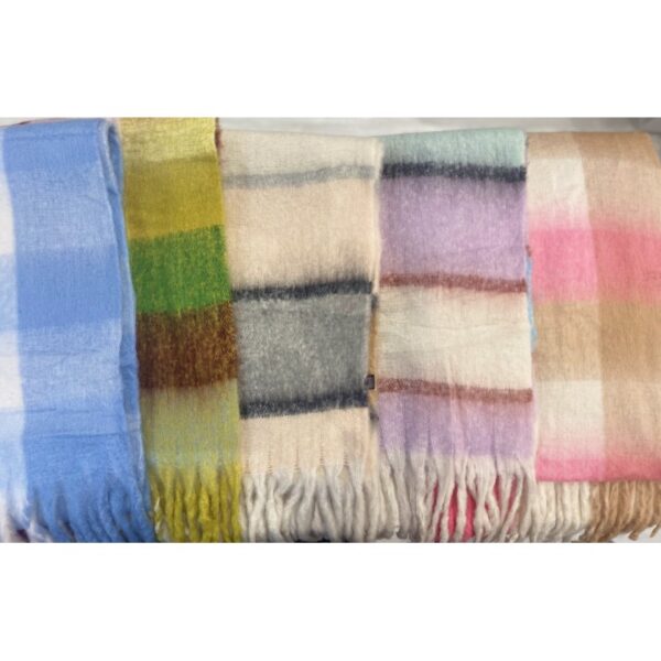 Bufandas diferentes colores