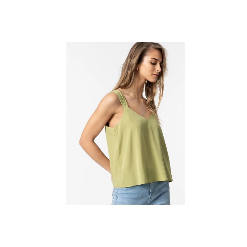 camiseta-tiffosi-escote-pico-tirante-ancho-verde-mod-athenas