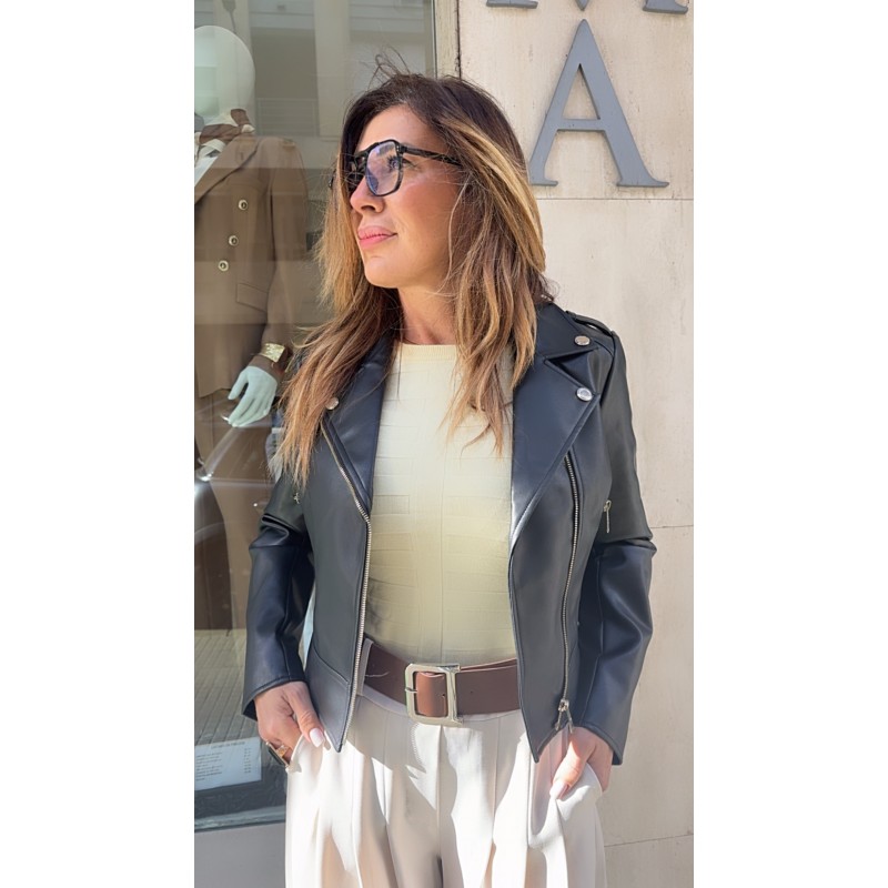 cazadora-morgan-negro-piel-sintetica-estilo-biker-mod-gzoom