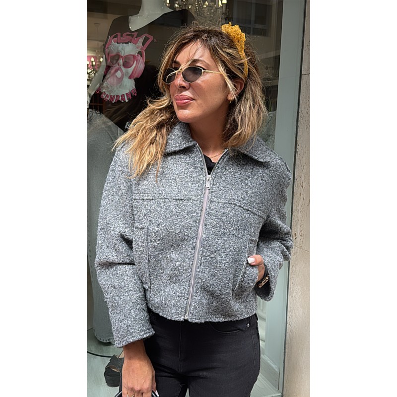 chaqueta-corta-tiffosi-boucle-color-gris-abertura-con-cremallera-mod-killa