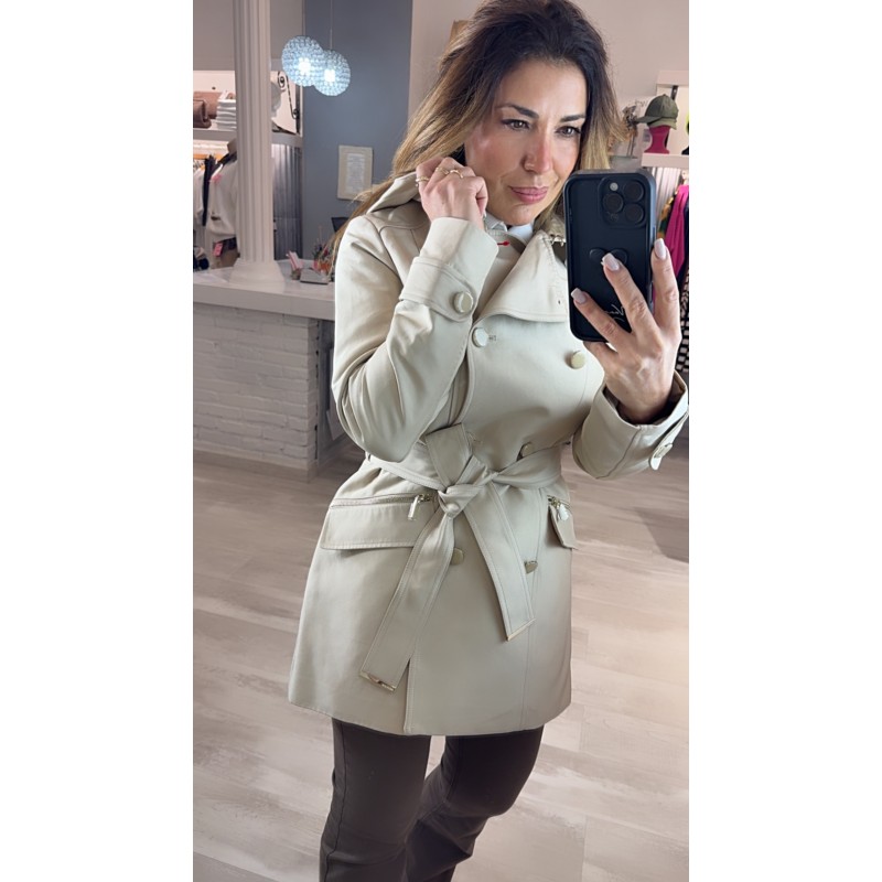 gabardina-morgan-arena-entallada-con-cinturon-y-capucha-mod-gladia