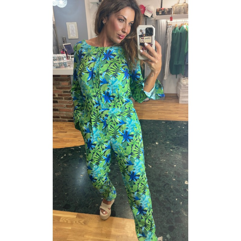 mono-naf-naf-estampado-hojas-tonos-verdes-y-azul-