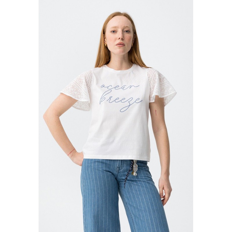camiseta-tiffosi-blanca-manga-corta-de-encaje-dibujo-frontal-azul-ocean-breeze-mod-remi-