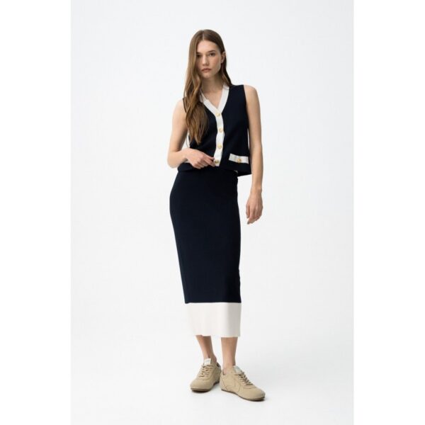 Falda de punto tiffosi midi marino con banda blanca en bajo mod. claudie