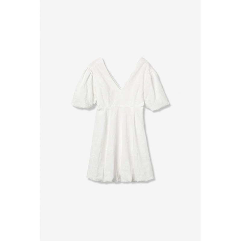 vestido-tiffosi-blanco-con-bordados-falda-y-mangas-globo-escote-pico-delantero-y-trasero-mod-college